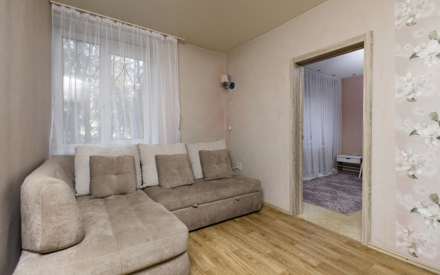 Апартаменты Отличный День рядом с ТРЦ Алмаз