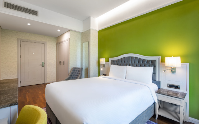 Отель Mercure Tbilisi Old Town