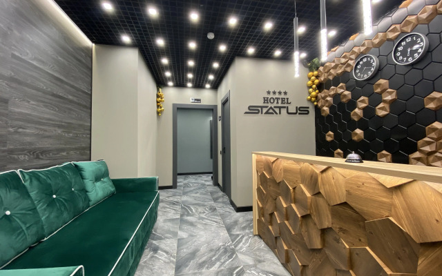 Royal Status Hotel