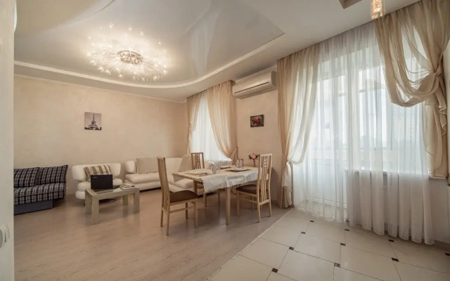 Квартира от компании Хоум Отель на Осипенко 3