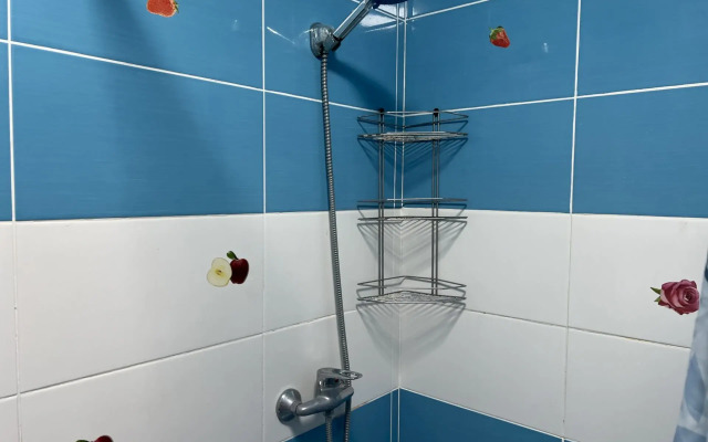 075 Dvukhkomnatnaya V Tsentre Flat