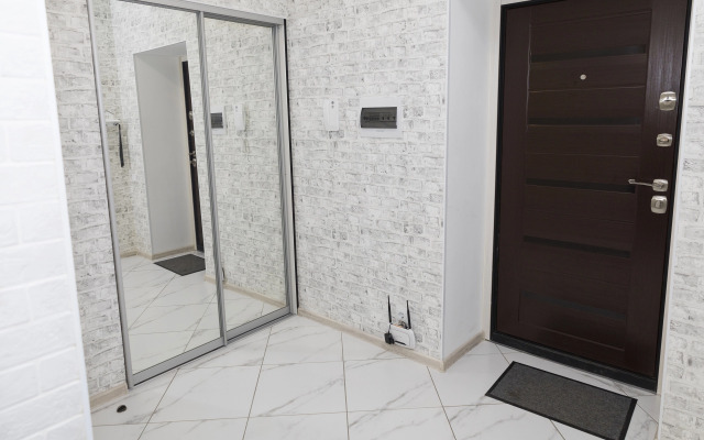 Na Artilleriyskoy Flat
