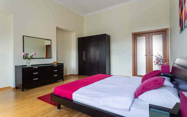 Квартира Питер Грейт с видом на Казанский собор