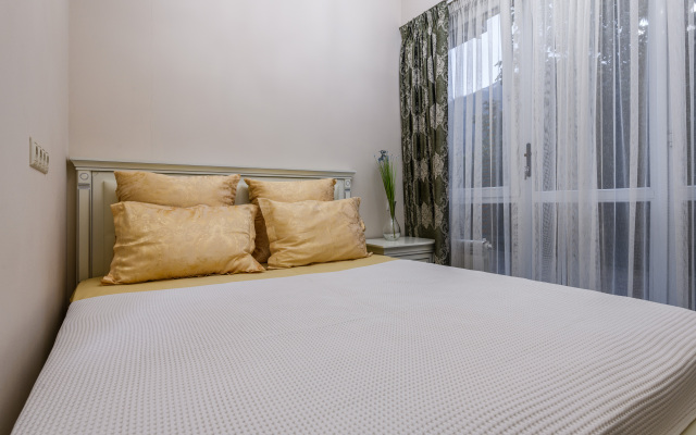 Oplot - Uyutnye s lichnoj saunoj 2 Apartments