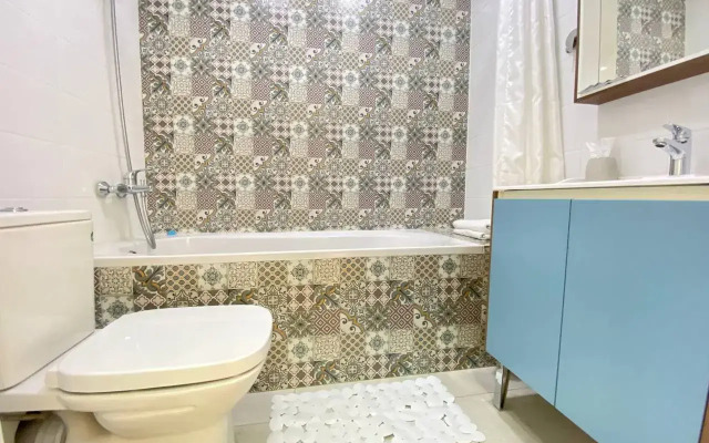 Квартира Поделам Светлая рядом с Radisson Blu