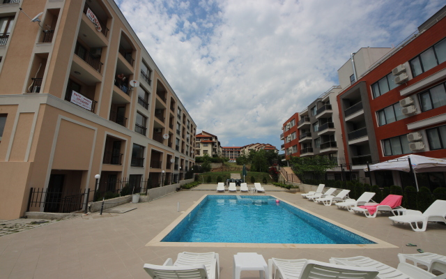 Villa Yourta - Menada Apart-Hotel
