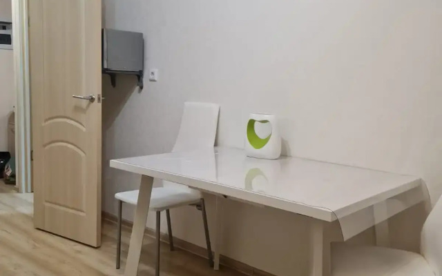 Na Entuziastov Flat