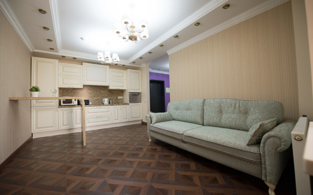 Апартаменты Необыкновенный дом 8