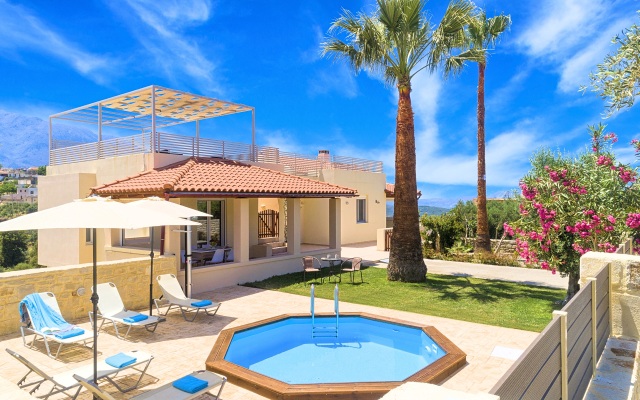 Villa di Palma Heated Pool