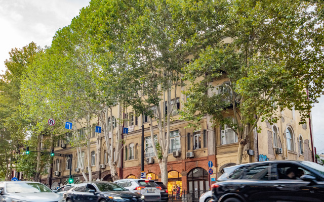 HB Freeze Inn Mini hotel