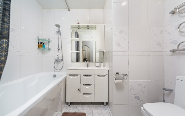Dvuhkomnatnaya na Gorbunova 19/1 Flat.