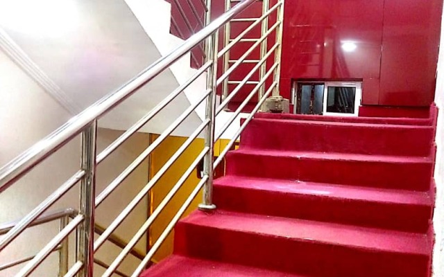 Larema International Hotels & Suites Asaba Hotel