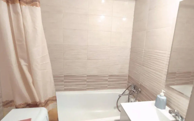 Apartamenty u metro Kanavinskaa