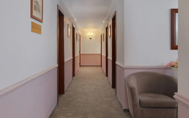 Staryij Gorod Hotel