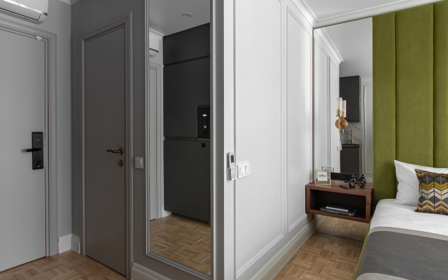 Level _marata Apartments
