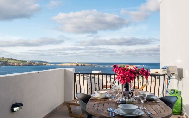 SeaShells Penthouse Apartments