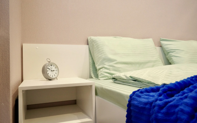 Sutochny Ray Na Krymskoy Apartments
