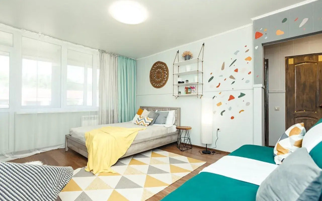 Na Chaykovskogo 6 Flat