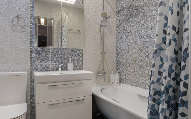 Квартира Лиловая студия на набережной Обводного канала