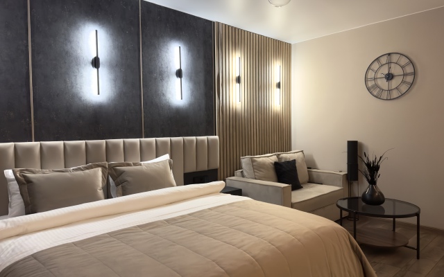 Kvartira Klassa Lyuks v Samom Centre Goroda Kaliningrada Flat