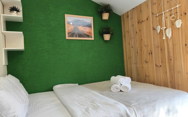 Частный дом на улице Славянская 103