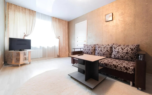 (2-Komnaty) V Tsentre U Parka Pushkina Flat