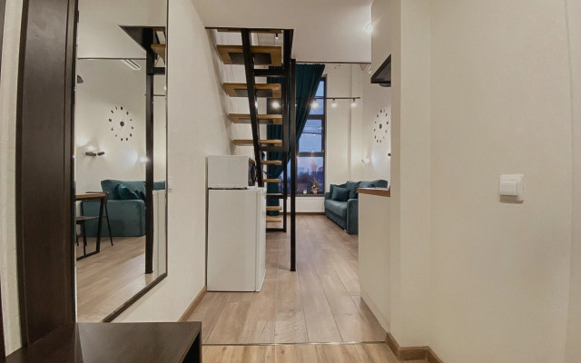 Квартира Green FOX с панорамными окнами на Савушкина