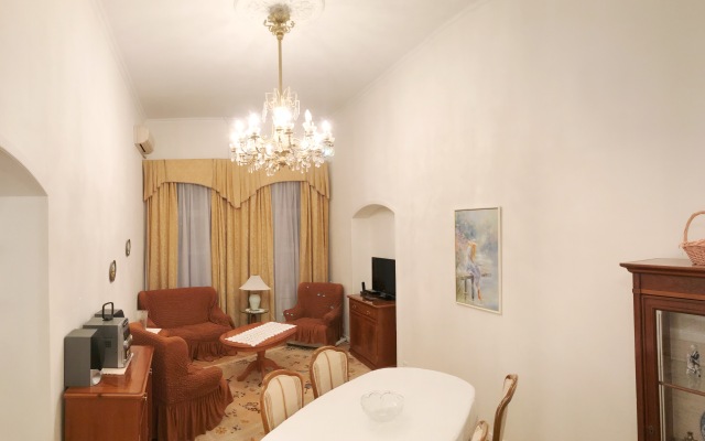 Апартаменты на Рубинштейна