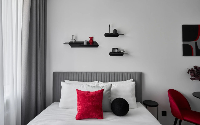 Berzarina Grey Apartments