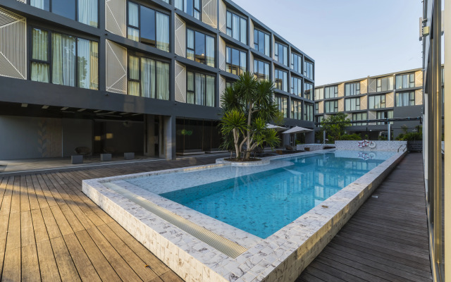 Отель Canalis Suvarnabhumi Airport Hotel