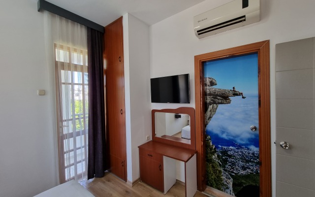 Şima Hotel
