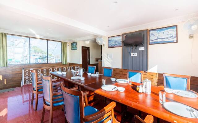 Snow Crest Inn Hotel