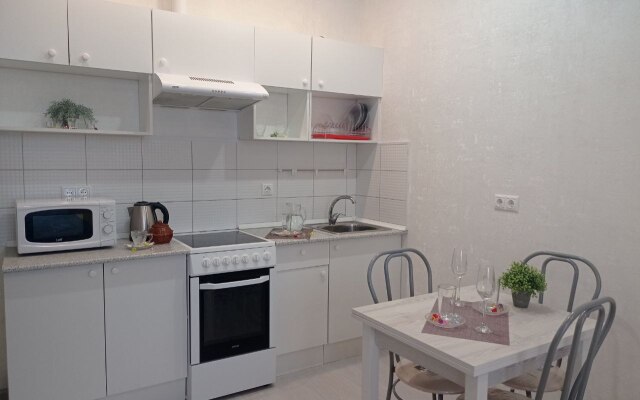 Live-In-Comfort Na Vysotnoy 9-17 Flat