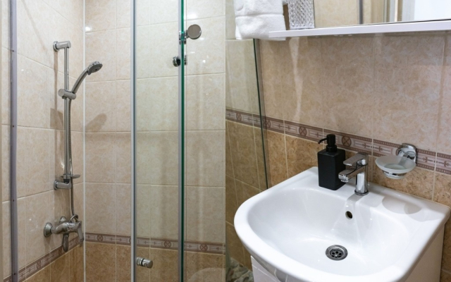 Stil'naya MORENT 25 kv. m na 7 etazhe v ZHK «Sorrento Park» Apartments