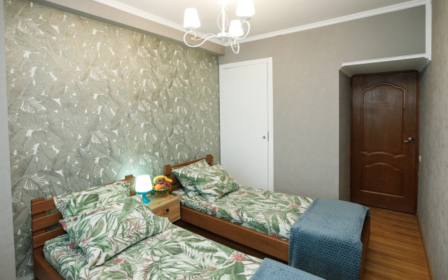 Dvukhkomnatnaya V Pitsunde Apartments