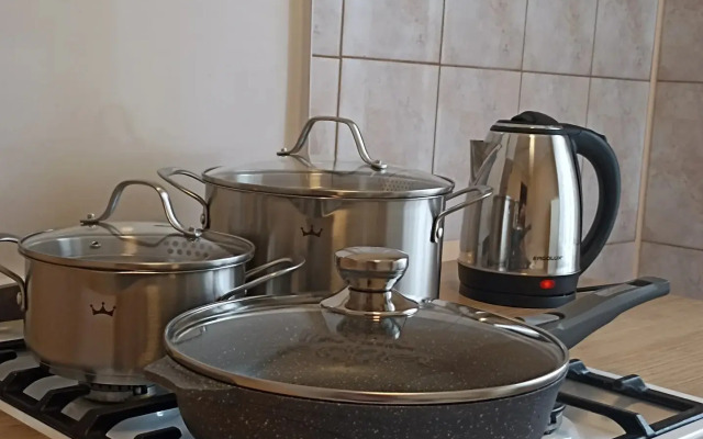 Na Ulitse Verkhnyaya Dubrova 32 Flat