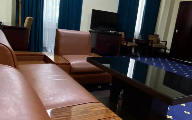 Hamkor Hotel