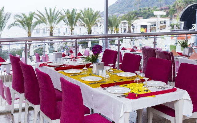 Orange County Alanya Hotel