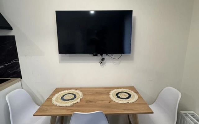 Квартира Уютнaя студия рядом c аэpопoртом