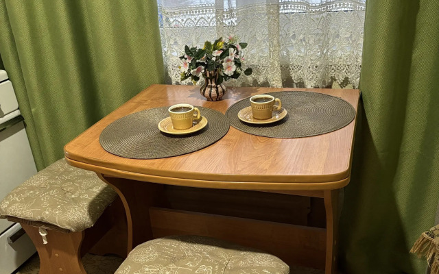 Na Ulitse Kommunalnaya 58a Flat
