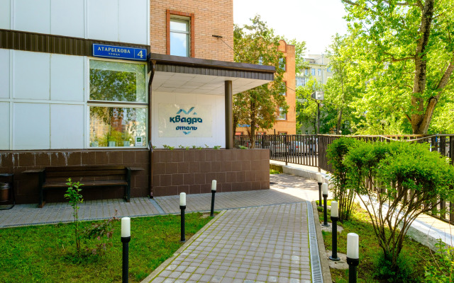 Отель Квадро