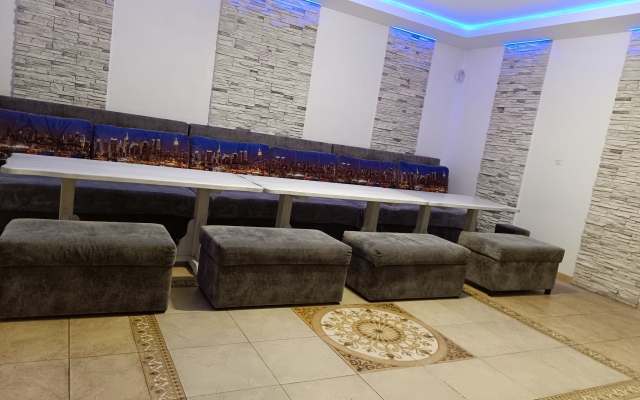 Plotina Hostel