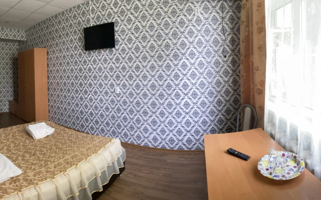 Hotel Gostinitsa Loran