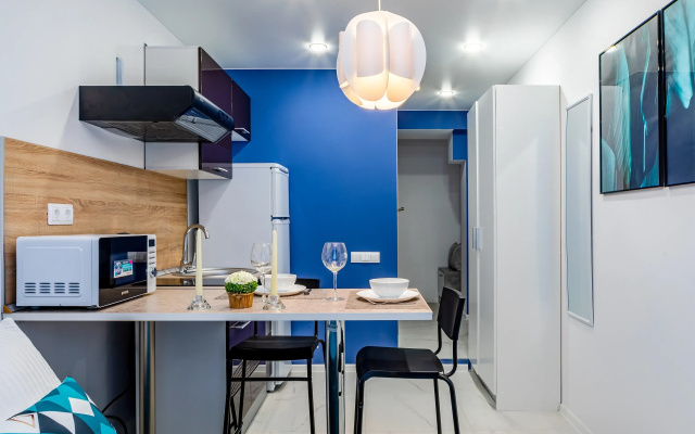 Apartamenty InHome24 v 3-5 minutah hot'by ot ostanovok obsestvennogo transporta