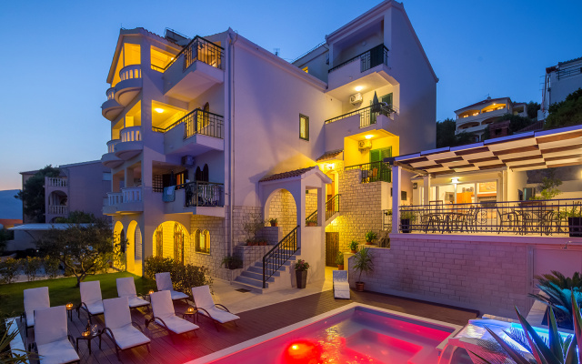 Villa Fani Apartments