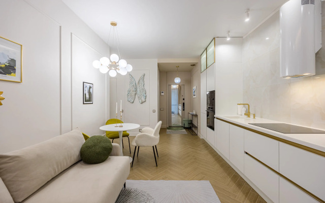 Shikarnaya dizaynerskaya kvartira Flat