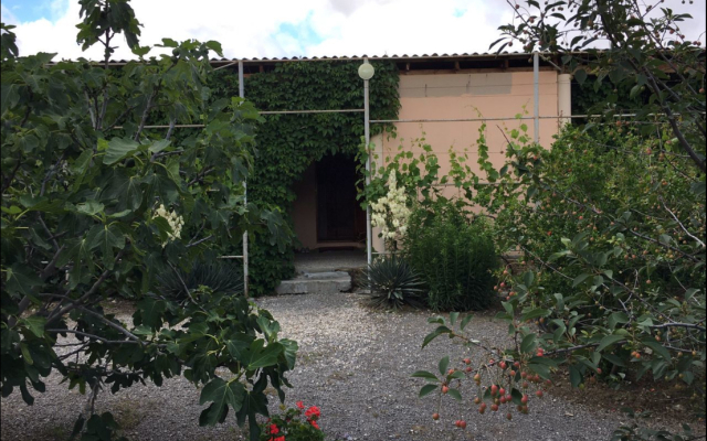 Domik Bez Dokuchlivykh Khozyaev Privat House