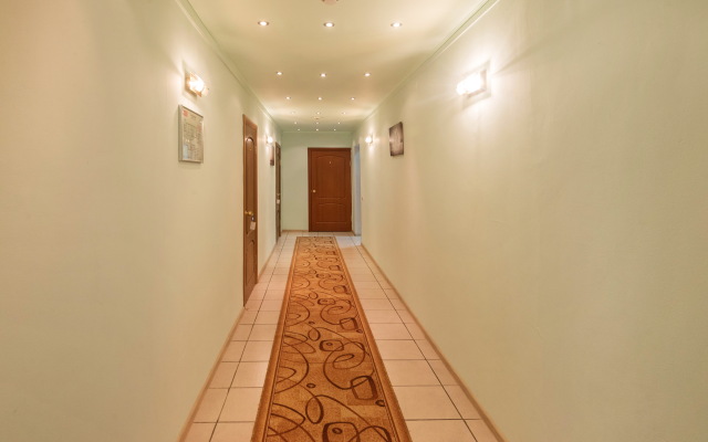 Ladomir Mini-Hotel na Rusakovskoy