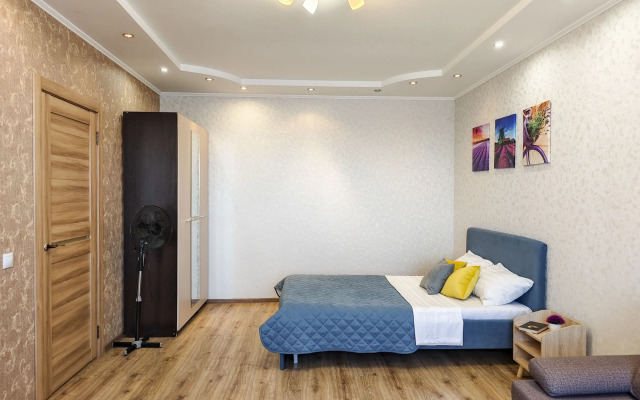 Na Maksima Gorkogo Apartments