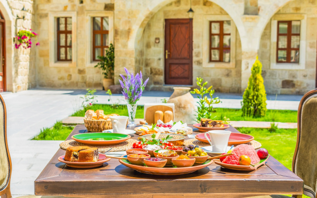 Zeydem Suites